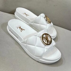 chinelo feminino nuvem metalassê louis vuitton